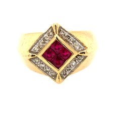 Pre Owned 18ct Ruby and Diamond Ring ZV260